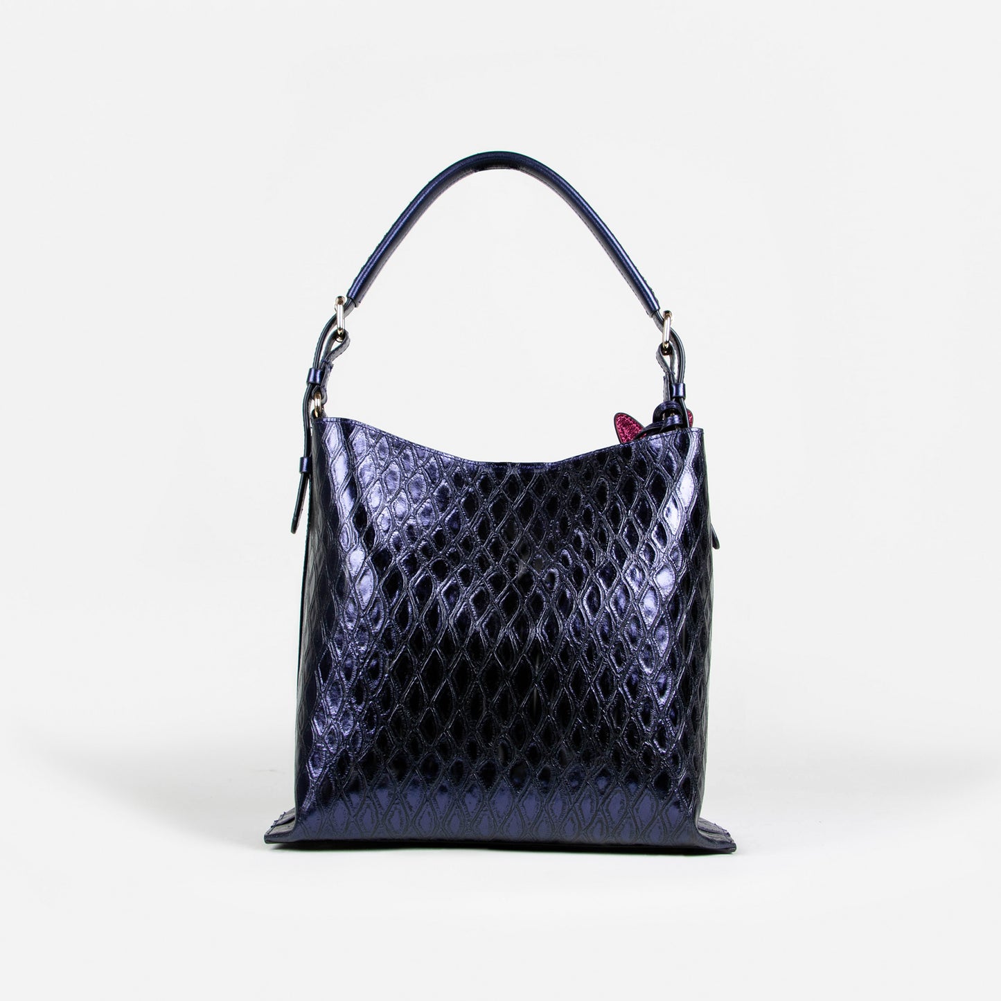 HOBO PESCADO AZUL MARINO