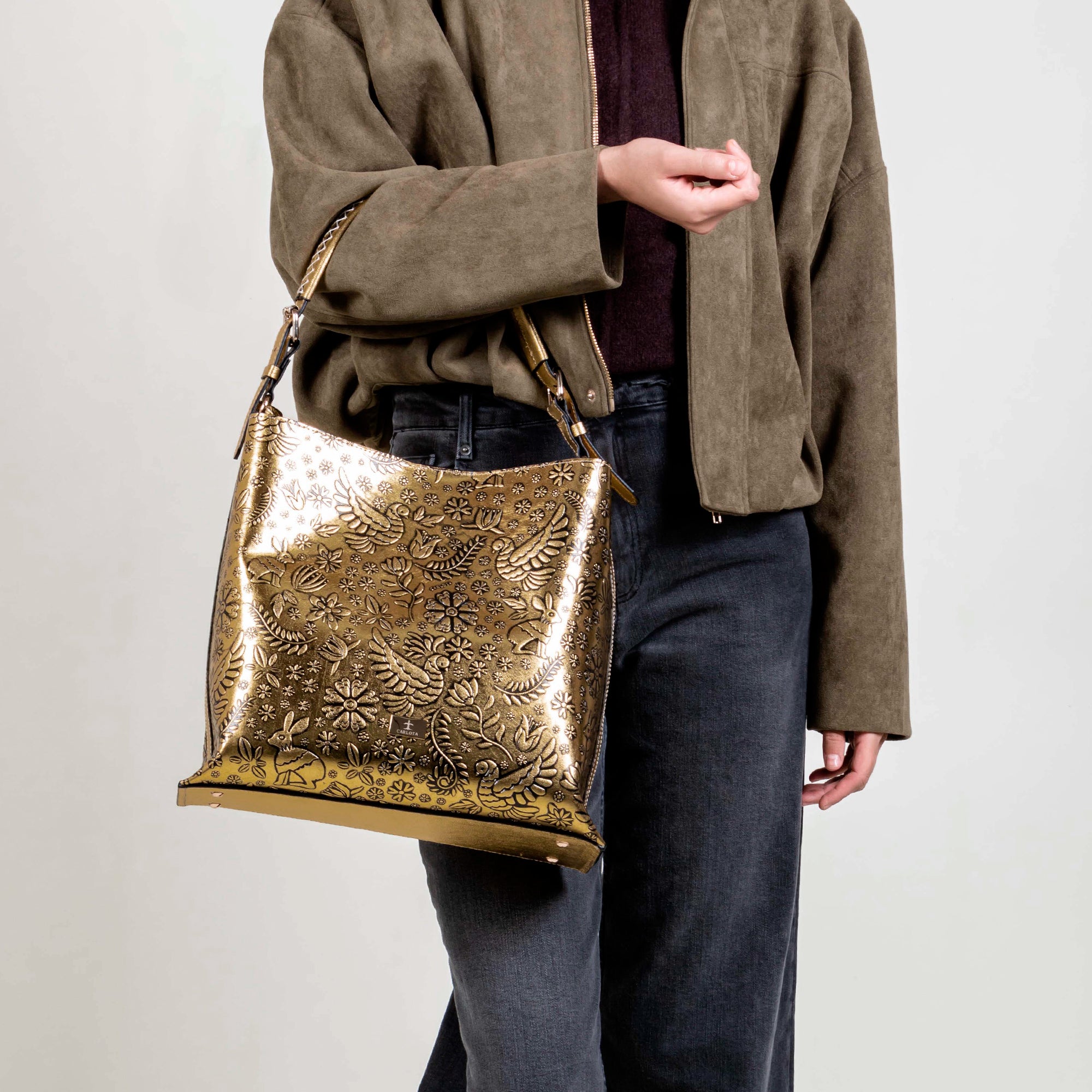 HOBO ORO AMARILLO