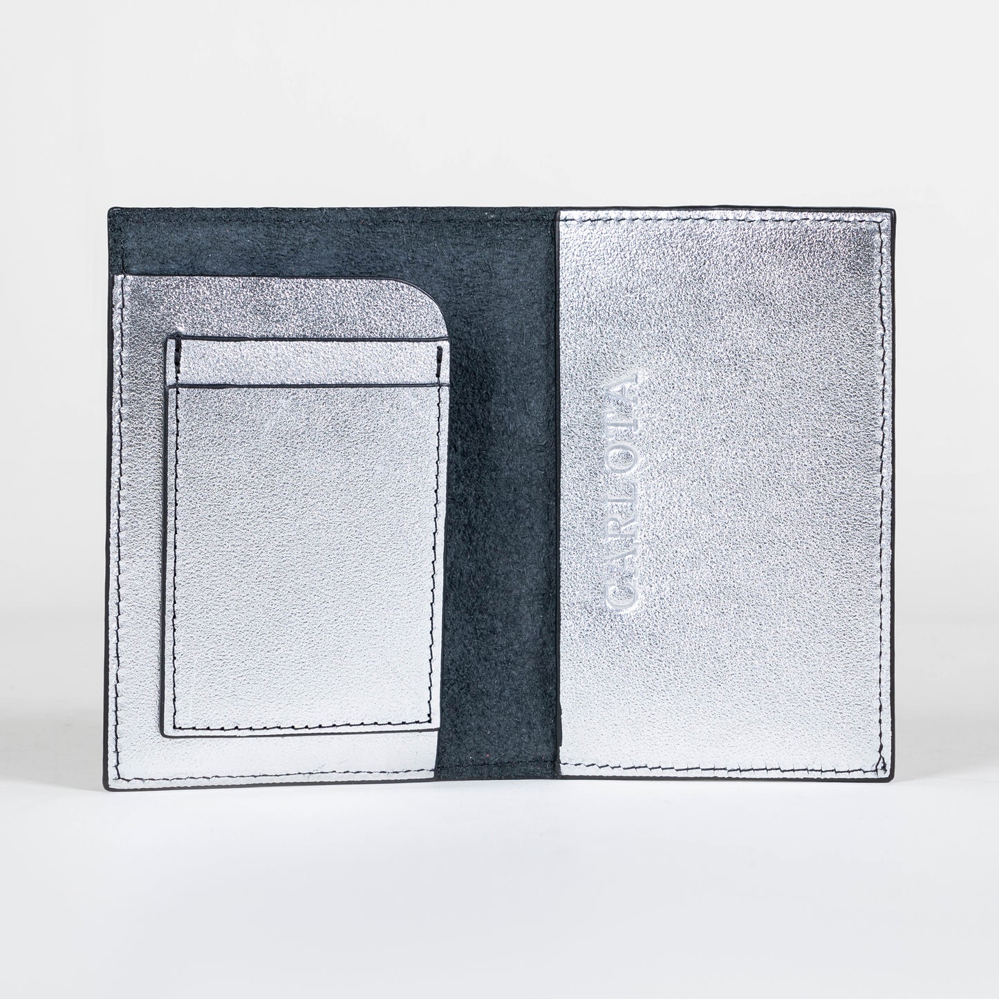 PORTA PASAPORTE PLATA