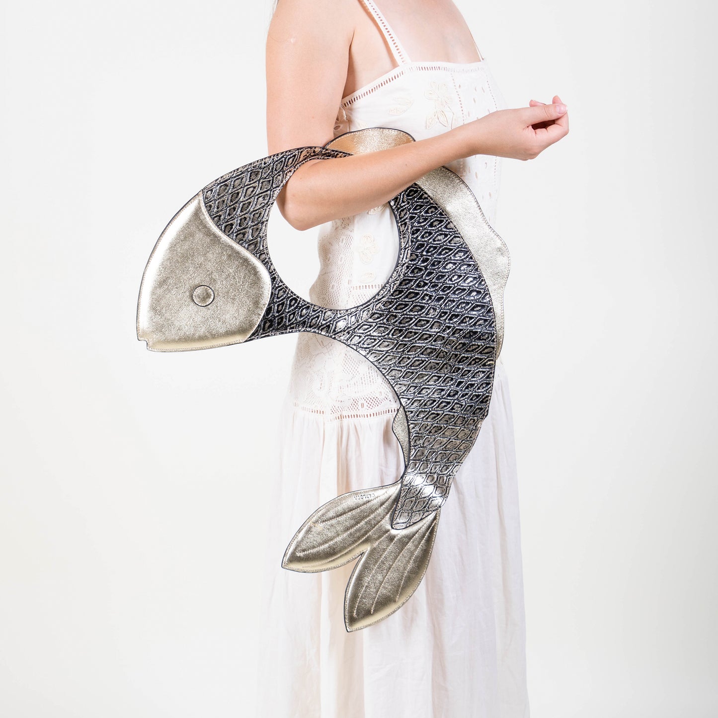 SHOULDER PESCADO ORO