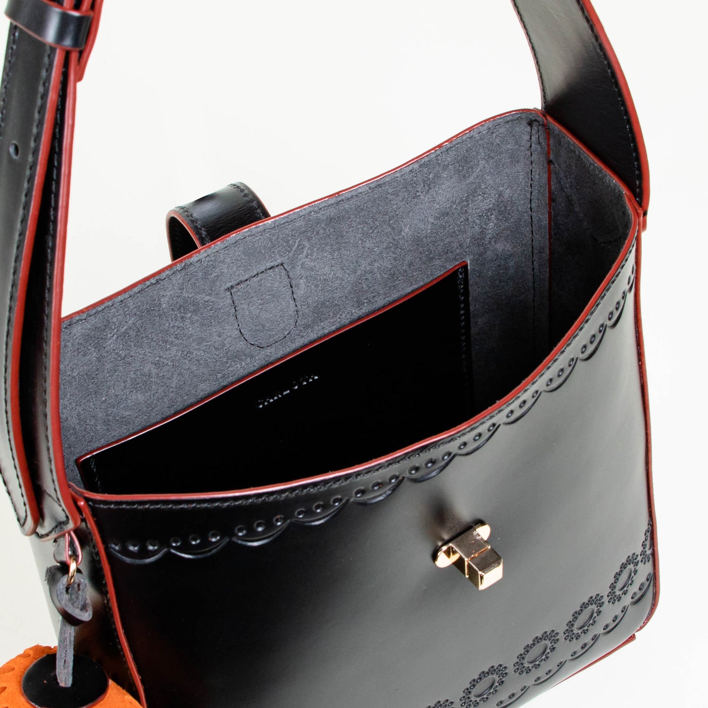 SHOULDER MACETA NEGRO