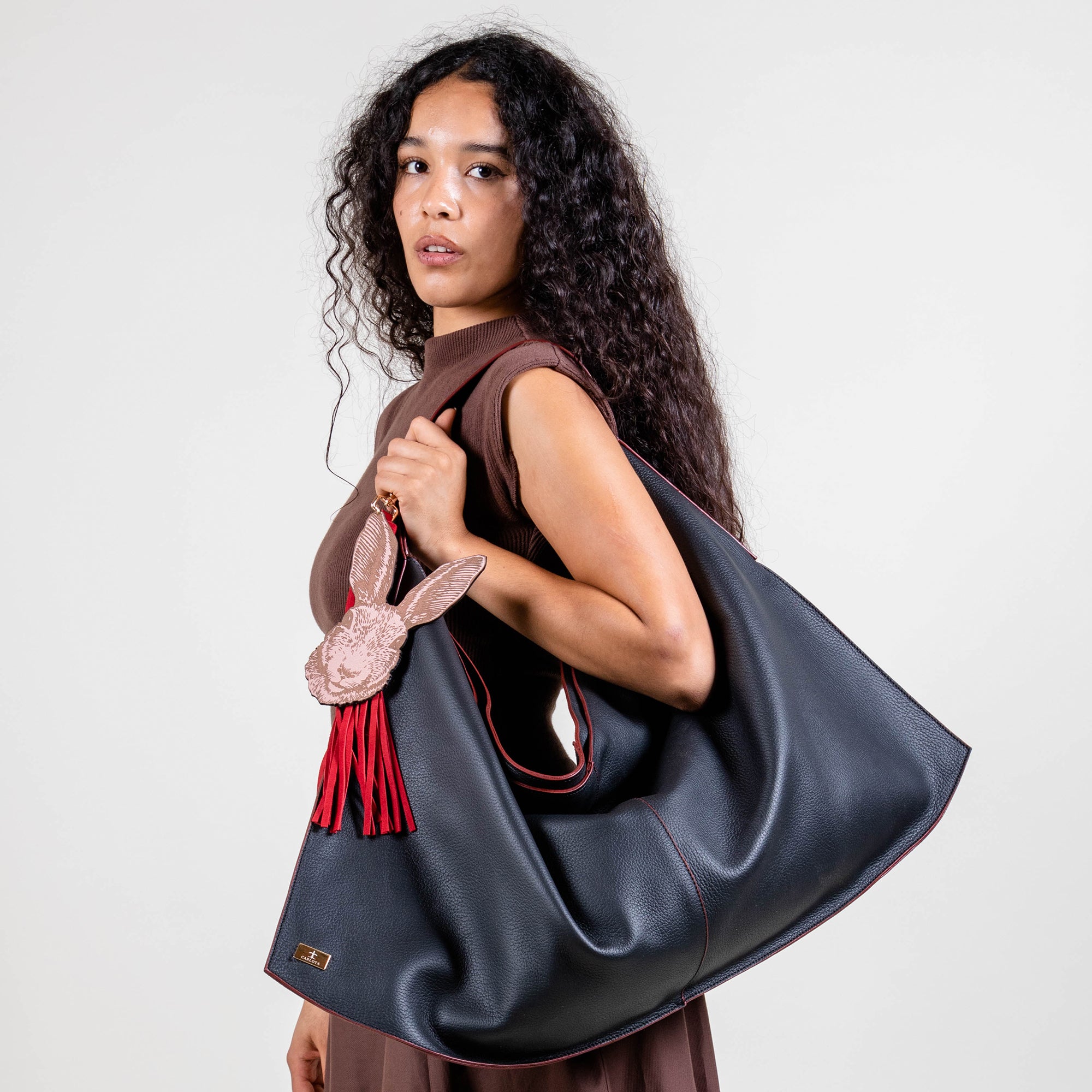 HOBO XL NEGRO