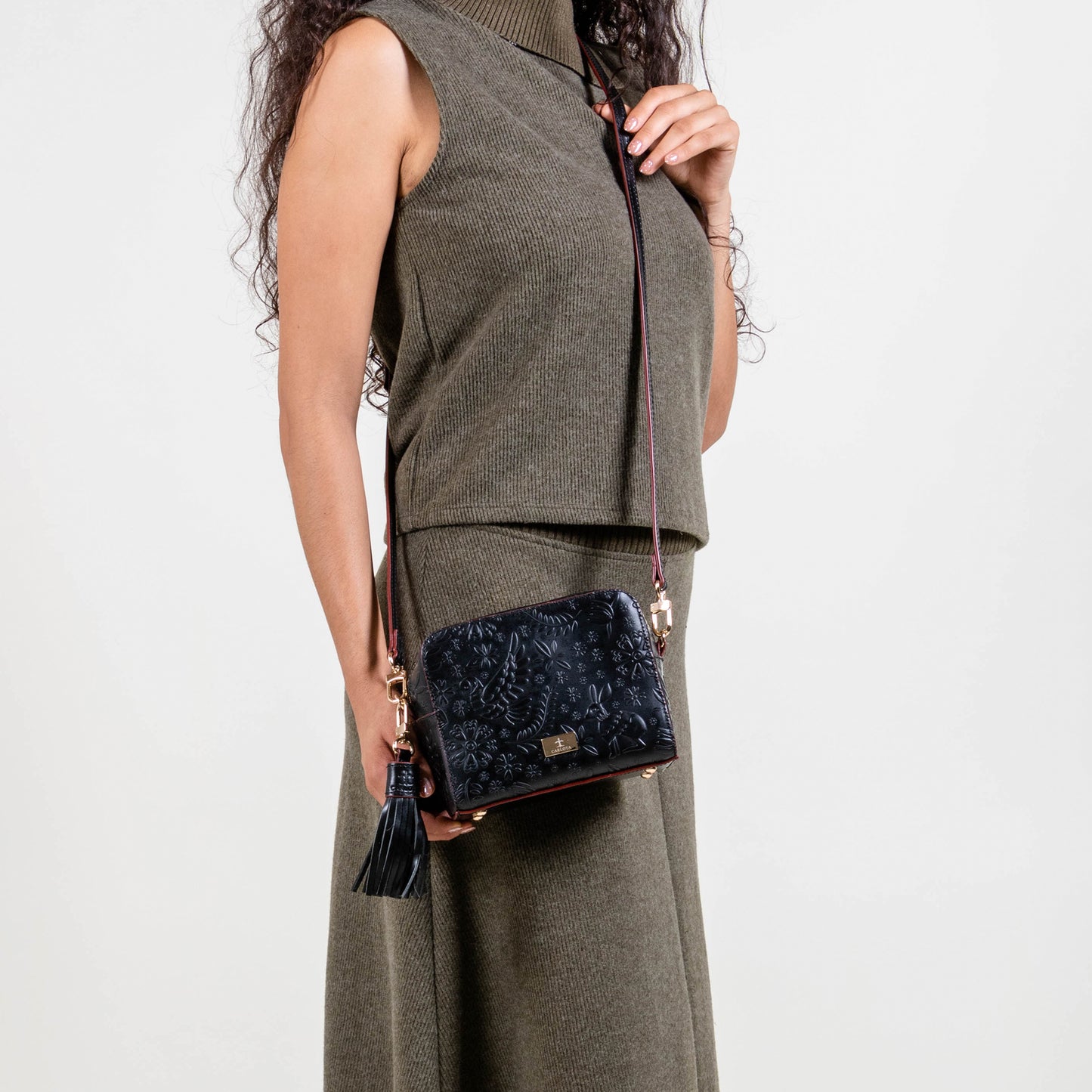 CROSSBODY CIELO NEGRO