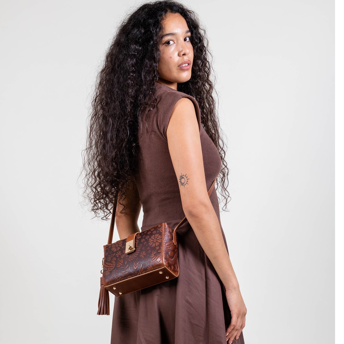 CROSSBODY CIELO TABACO