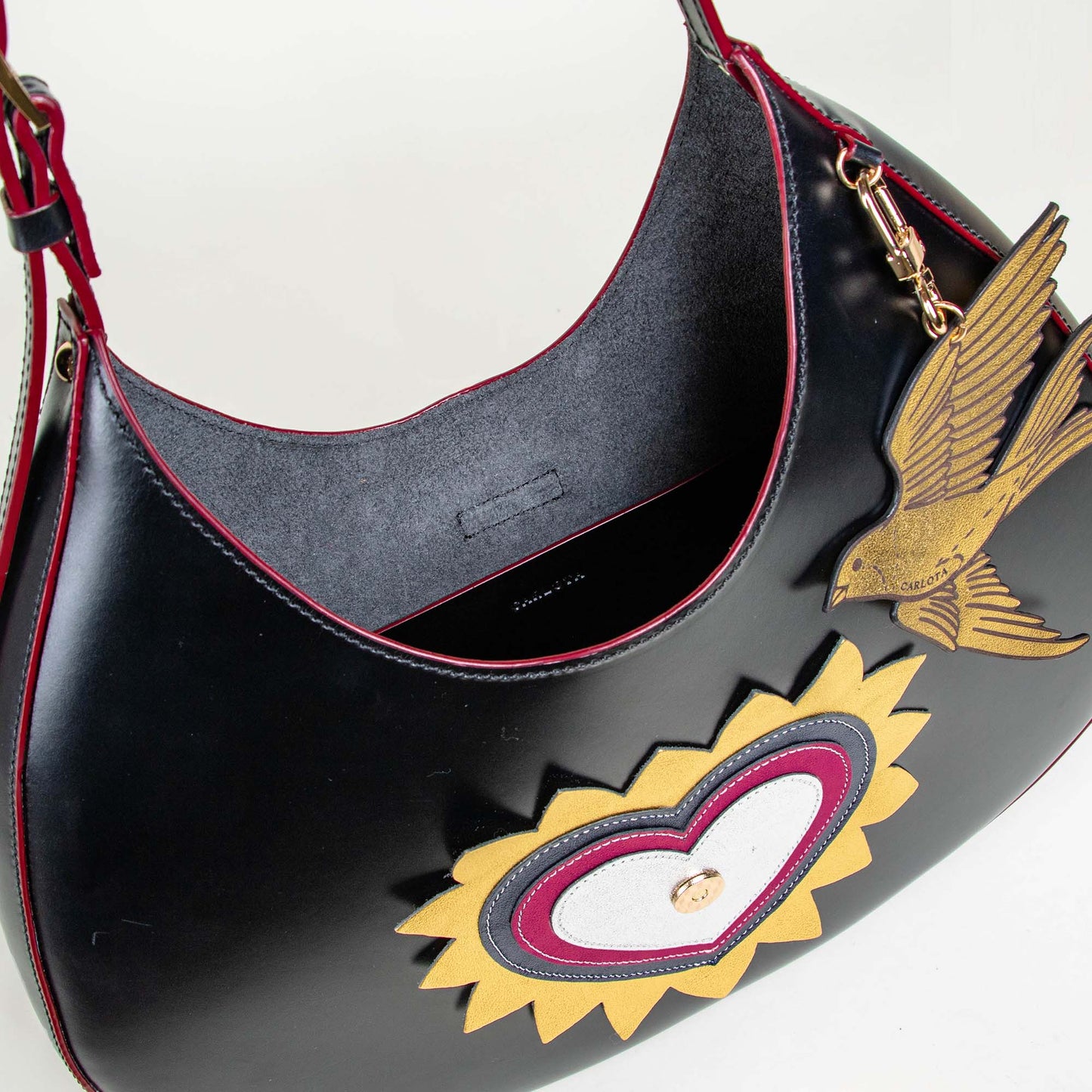 HOBO "EL CORAZÓN" NEGRO