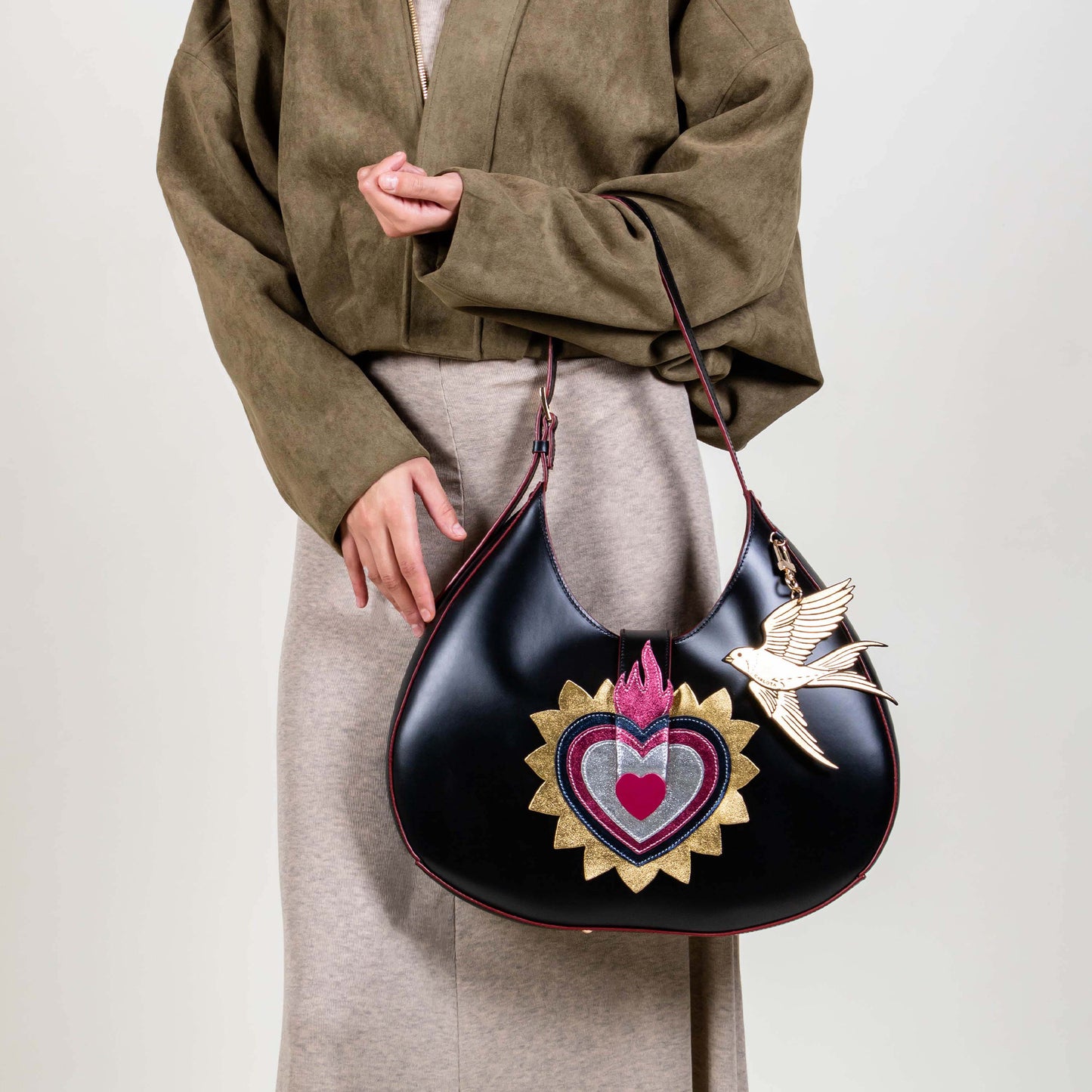 HOBO "EL CORAZÓN" NEGRO
