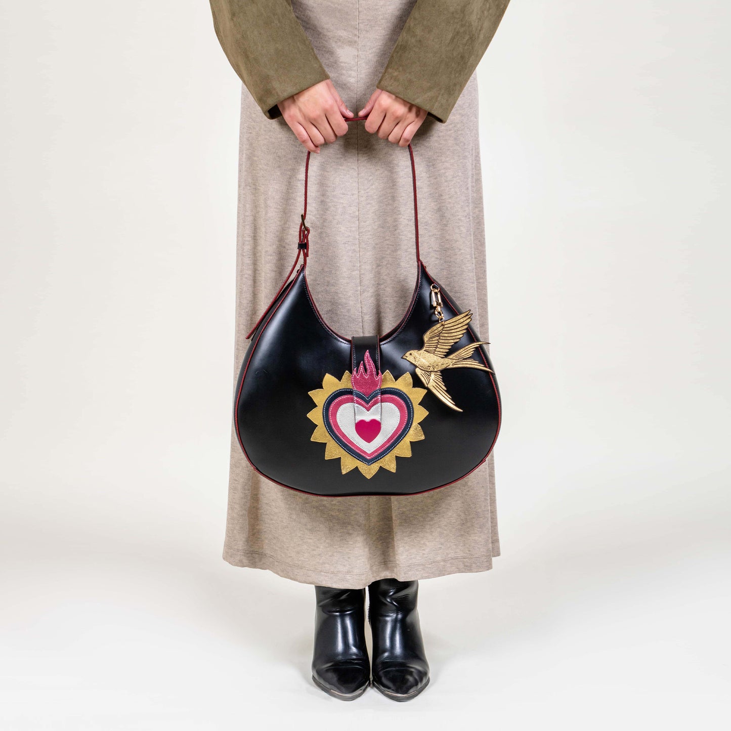 HOBO "EL CORAZÓN" NEGRO