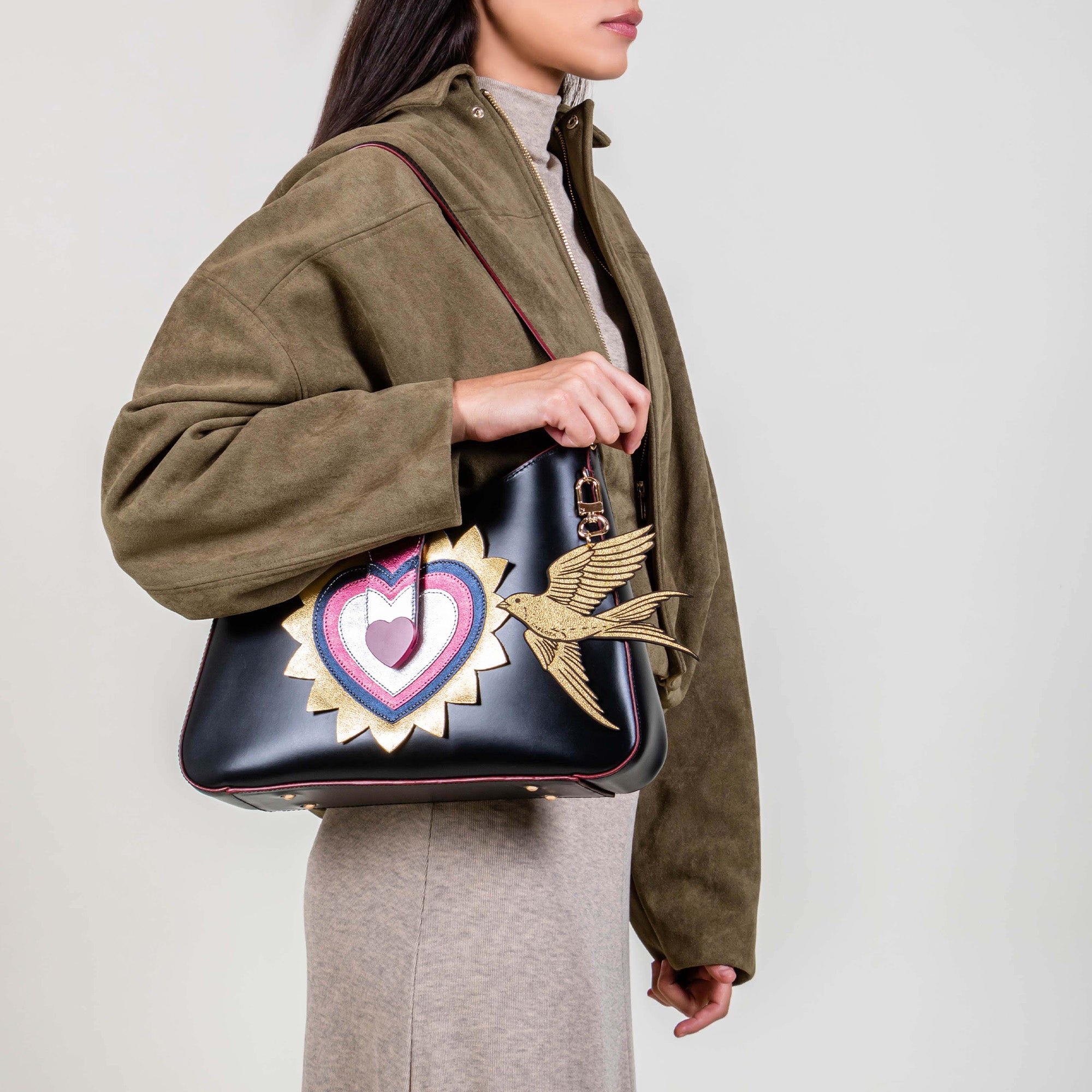SHOULDER "EL CORAZÓN" NEGRO